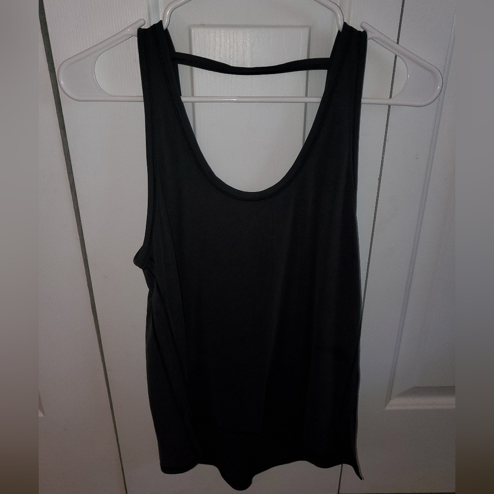 Lululemon black yoga tank